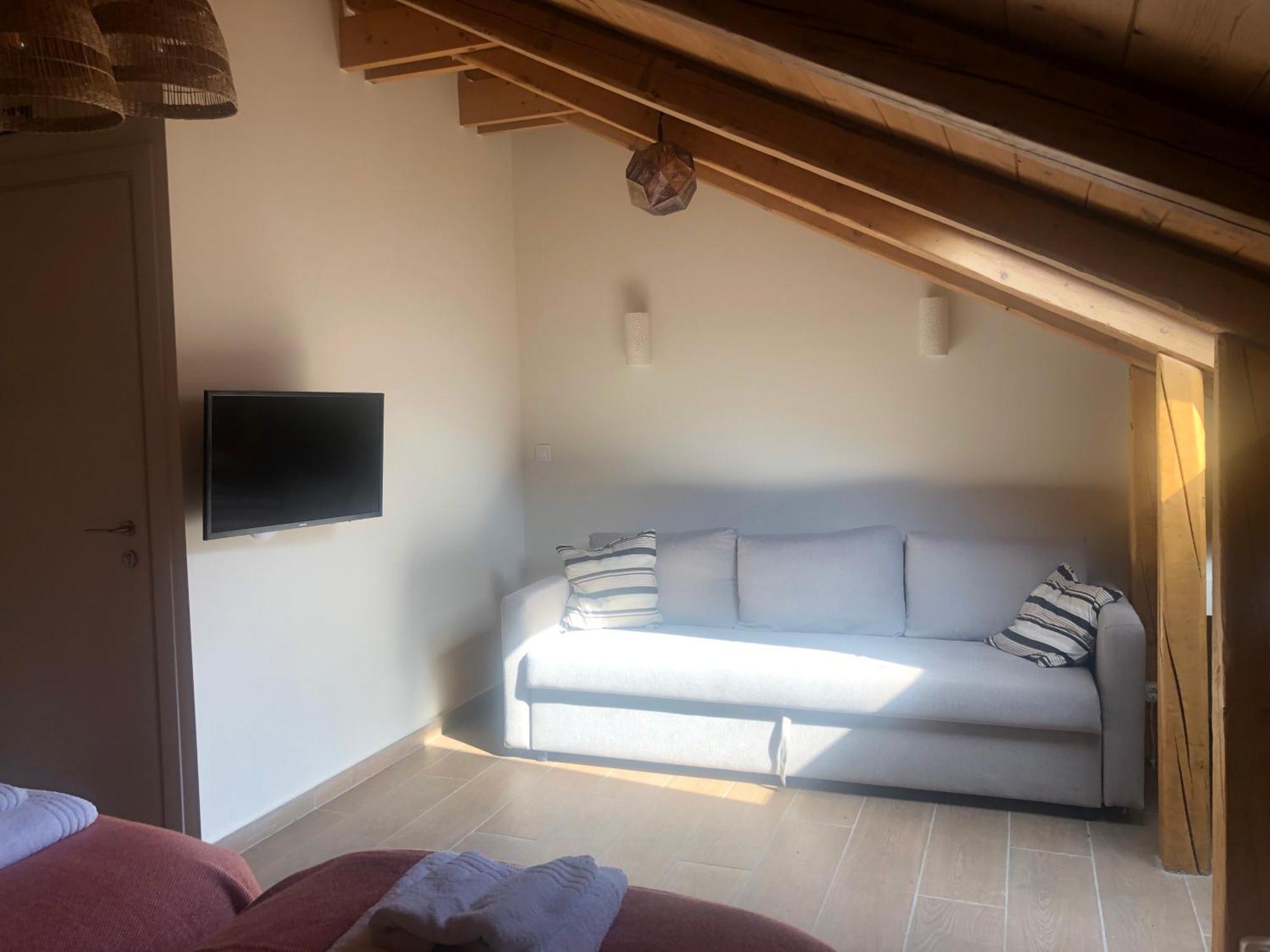 Epoches Hotel Karpenisi Luaran gambar
