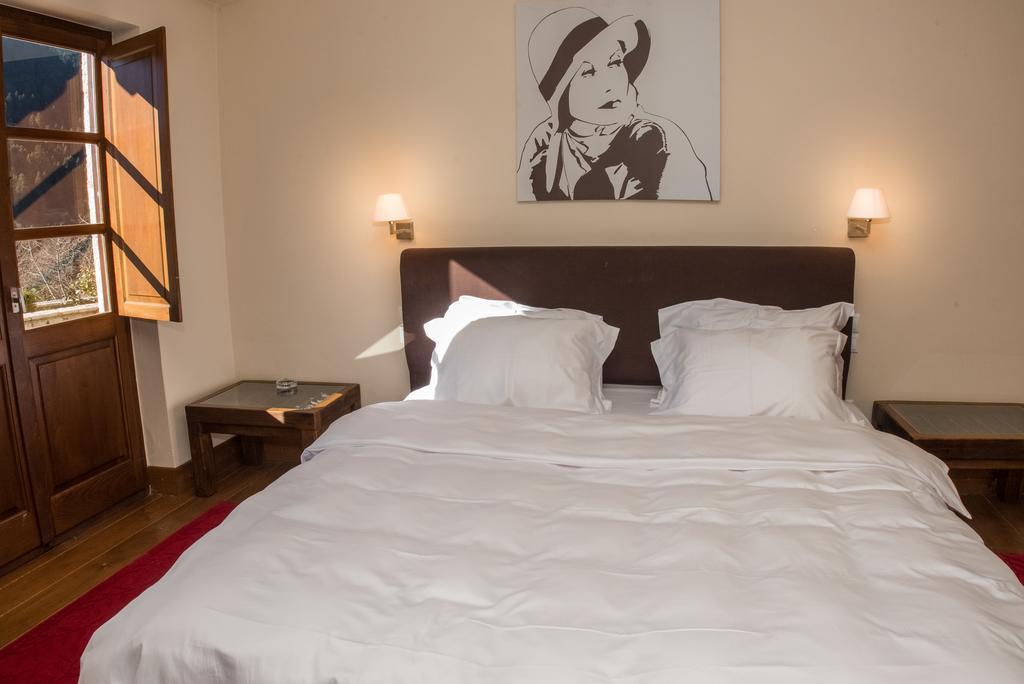 Epoches Hotel Karpenisi Luaran gambar