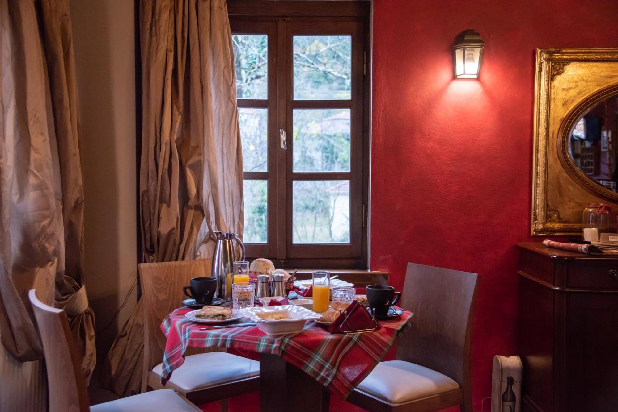 Epoches Hotel Karpenisi Luaran gambar